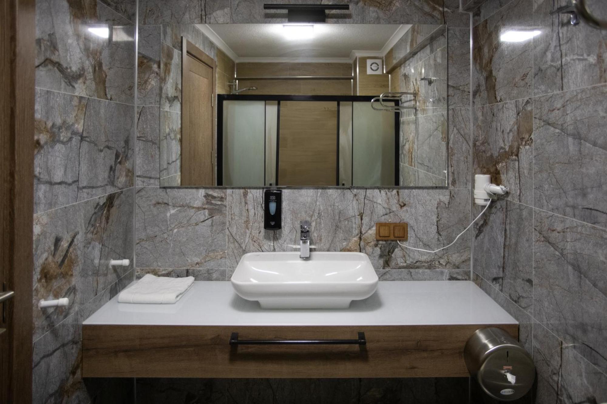 E87 Highway Otel Ören エクステリア 写真